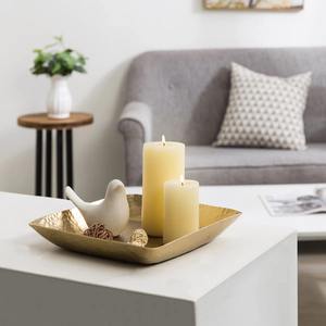 Bandeja de Perfume Moderna Cuadrada de Metal Dorado Usman con Textura Decorativa Martillada para Cómoda y Tocador - Product Image 6