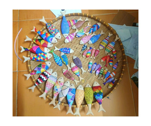 Ornement mural artisanal en bois sculpté écologique en forme de poisson, modèle en bois naturel, décoration nautique côtière pour la maison - Product Image 6