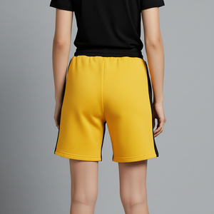 Shorts jaunes pour femmes avec cordon de serrage, imprimé logo flamme, sportifs, décontractés, tissés, respirants, coupe régulière, poches hautes, prix raisonnables - Product Image 2