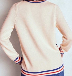 เสื้อคาร์ดิแกนคอวีสไตล์เรโทรระบายอากาศได้ดีสำหรับผู้ชาย ลายทางแบบวาร์ซิตี้ ให้ลุคคลาสสิกแบบนักเรียนชาย - Product Image 6