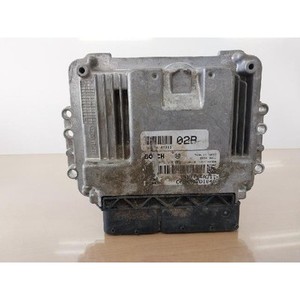 Porter Usó ECUs y Módulos de Computación 391044A311 - Product Image 1