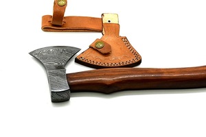 ขวานเหล็กดามัสกัสทำมือพร้อมด้ามไม้สำหรับการเอาตัวรอด - Product Image 4