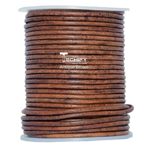 Cordon en cuir véritable de haute qualité, différentes longueurs et épaisseurs de couleurs pour la fabrication de bijoux et les composants artisanaux - Product Image 1