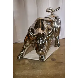 Figura Decorativa de Animal Hecha a Mano en Metal de Alta Gama, Escultura Moderna Pulida para Interiores - Product Image 2