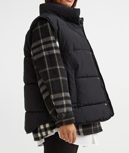 Fashionable Waterproof Heavyweight 100% Polyester Women sleeveless Cotton Hooded <b>Jacket</b> Quilting Dyed Outdoor puffer <b>jacket</b> - Product Image 6