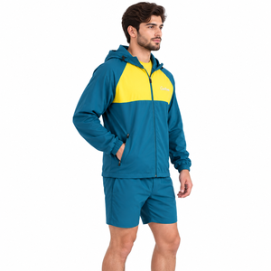 Fournisseur OEM ODM de survêtements sportifs en nylon coupe-vent pour hommes, sweats à capuche color block, shorts, vestes zippées oversize, imperméables et personnalisables - Product Image 3