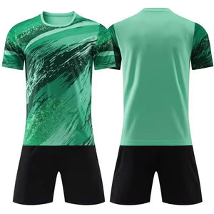 Cette tenue de football de haute qualité, conçue pour la sublimation, présente un logo personnalisé pour les marques professionnelles via notre exportateur en gros. - Product Image 1