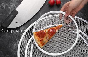 Bandeja Redonda para Pizza de Aluminio con Borde Sin Costuras, Utensilios de Cocina Sostenibles para Servicio de Alimentos Henry, Herramientas para Pizza - Product Image 3