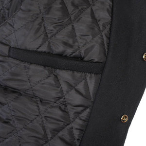 Veste universitaire à capuche rouge et blanche pour homme, style preppy, coupe classique, matière polyester, fermeture à boutons, vêtement d'automne - Product Image 6