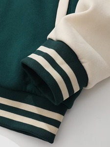 Veste de baseball en coton 100% vert crème, style preppy, avec numéro 52 brodé, veste de baseball de style streetwear, OEM - Product Image 4
