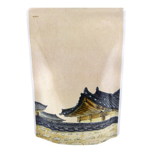 Pochette d'emballage alimentaire autoportante DSPACK, design Hanok coréen, robuste, 2 mil, imperméable, en PE laminé, avec poignées et bec verseur, impression offset - Product Image 1