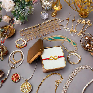 Boîte de protection Rakhi en aluminium pour décorations de fête Ornement élégant et durable pour Raksha bandhan - Product Image 1