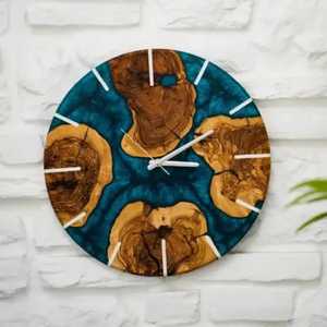 Horloge murale personnalisée en résine violette et bois, style galaxie, en bois d'olivier à bords naturels, horloge silencieuse artistique à suspendre pour chambre à coucher, décoration murale - Product Image 4