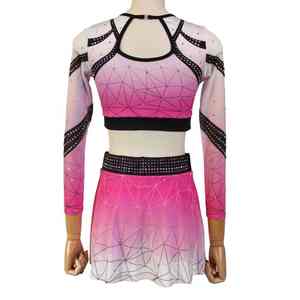 Derniers uniformes de cheerleading imprimés à la mode, prix bas, personnalisation de votre propre logo, vêtements d'entraînement, costumes de cheerleading pour adultes, 100% personnalisables - Product Image 2