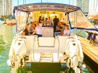 Bateau de pêche en aluminium personnalisé 7,62 m, coque rivetée, moteur hors-bord à batterie/essence 300 CV, 30,0-35,0 nœuds, patrouille universelle
