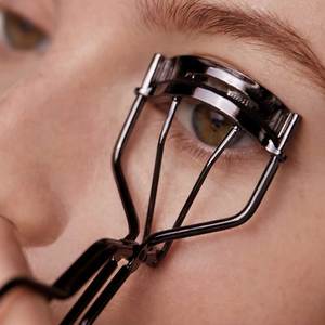 Rizador de Pestañas de Acero Inoxidable Ligero y Duradero para un Efecto Dramático, Calidad Grado A+, Esencial de Belleza para Maquillaje - Product Image 4