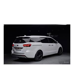 Para Kia Carnival Noblesse de 9 Plazas, Modelo Enero 2017, con 153.314 km, Caja de Cambios Automática, Asientos de Cuero, Cámara Trasera - Product Image 2