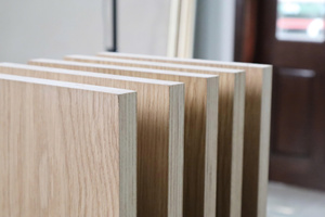 Panneau décoratif double face en contreplaqué plaqué bouleau, placage rotatif, surface plane, panneaux intérieurs de haute qualité - Product Image 2