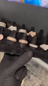 Anillo de Moda RAMDUT IMPEX DQ-HH03 con Diseño de Corazón en Oro Natural, Banda de Diamantes Eternos, Estilo Hip Hop, con Incrustaciones de Oro Blanco y Racimo de Diamantes - Product Image 2