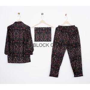 Nouvel ensemble pyjama élégant fait main en coton ultra doux pour femme, motif floral, chemise et pantalon de nuit pour l'été - Product Image 6