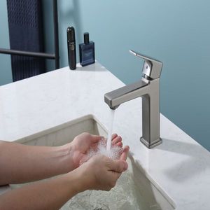 Rubinetto per lavabo/bagno monocomando grigio canna di fucile contemporaneo con 2 tubi da 2 9/16 pollici (Spedizione non in weekend) - Product Image 5