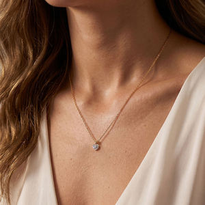 Colgante de Diamante Cultivado en Laboratorio con Corte Corazón, Chapado en Oro Amarillo de 18K, con Certificación IGI, para Uso Diario de Mujeres - Product Image 2