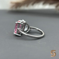 Élégante bague en moissanite rose taille radiant sertie en or 10 carats avec pierre blanche en forme de poire pour femme, provenant d'Inde