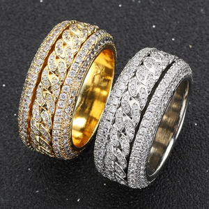 Anillo de Plata 925 con Moissanita Brillante y Engaste Pavé, Estilo Hip Hop, Pieza de Lujo con Brillo Intenso, Regalo de Moda Perfecto para Hombres y Mujeres - Product Image 4