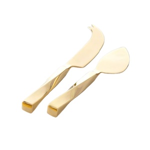 ชุดมีดตัดและเกลี่ยชีสสแตนเลสแบบใหม่ สำหรับใช้ในบ้าน เกรดอาหาร สีสันสดใส ดีไซน์พับได้ ใช้ใบมีดโลหะ - Product Image 1