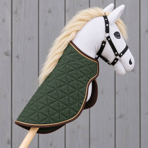 Alfombras ligeras para caballos de juguete con texturas suaves, diseños coloridos y construcción duradera para divertidos juegos de montar. - Product Image 5
