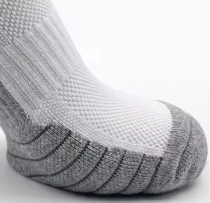 Chaussettes courtes blanches 100% coton respirantes tricotées couleur unie décontractées pour usage quotidien adulte chaussettes d'été - Product Image 4