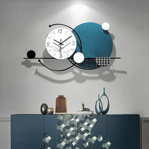 Horloge murale texturée effet paon, options de design polyvalentes allant du style vintage au design ultra-moderne - Product Image 3