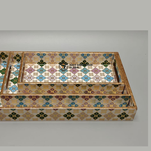 Juego de 3 bandejas de servir geométricas blancas de lujo de MDF con incrustaciones de papel, juego de bandejas decorativas de madera hechas a mano, organizador y bandejas para servir - Product Image 3