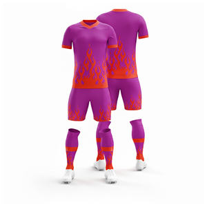 Uniforme de Fútbol Personalizado OEM, Kit de Fútbol por Sublimación |   Tallas para Hombres, Mujeres y Jóvenes |   Ropa Deportiva Ligera de Secado Rápido para Entrenamiento - Product Image 3
