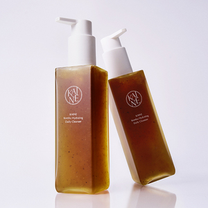 Espuma Limpiadora Facial con Extracto de Kombu y Aminoácidos - Limpieza Profunda e Hidratante, Vegana, para Uso Diario en Piel Seca y Sensible con Pantenol - Product Image 4