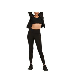Ensemble de yoga personnalisé de haute qualité pour femmes avec logo personnalisé, soutien-gorge de sport dos nageur et leggings taille haute respirants pour l'entraînement et le fitness - Product Image 4