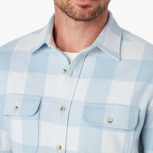 Camisa de Franela para Hombre, para Salidas Informales, con Patrón a Cuadros Verde Oscuro y Rojo, con Botones en la Parte Delantera - Product Image 3