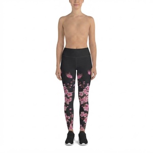 Leggings de Cintura Alta con Estampado Floral para Mujer, Leggings Deportivos Elásticos de Longitud Completa, Tejido de Punto con Estampado Digital, Diseño de Flores de Cerezo en Negro y Rosa - Product Image 6