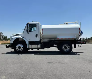 Venta al por mayor de camiones cisterna Freightliner usados de 2015 y 2016, modelo M2, con tanque de acero nuevo de 2300 galones. Envío rápido. - Product Image 2