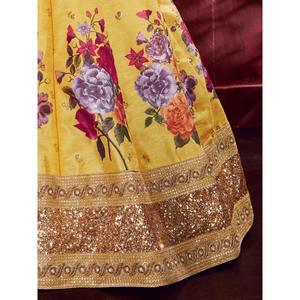 Lehenga Choli en soie Banglori à imprimé floral jaune semi-couturié pour Haldi par Zeel Clothing - Product Image 3