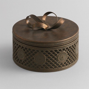 Plateau en cuivre indien artisanal de qualité supérieure, plateau en cuivre indien de luxe, plateau en cuivre indien décoratif, plateau en cuivre indien de haute qualité, Inde - Product Image 4