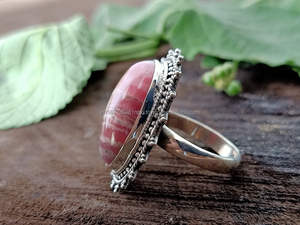 Anillo de declaración de Rodocrosita bohemia de Plata de Ley 925 hecho a mano Piedra Rosa joyería Hippie para bodas y fiestas - Product Image 2