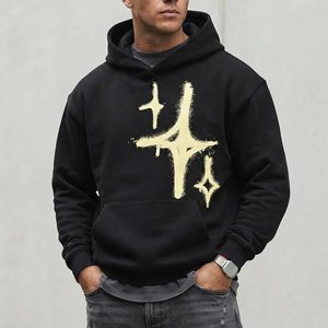 Nouveau sweat-shirt à capuche noir personnalisé pour homme avec impression de numéro style peinture en spray crème, poche avant, coupe classique, décontracté, pour l'automne - Product Image 1