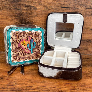 Vente chaude cuir repoussé à la main personnalisé Portable Mini boîte à bijoux petit organisateur de bijoux stockage voyage peau de vache boîtes à bijoux - Product Image 3