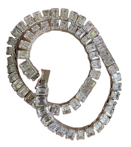 สีขาวมรกตตัดเพชรโมอิสซาไนต์สร้อยคอเงินสเตอร์ลิงและเครื่องประดับเพชรอื่นๆ - Product Image 3