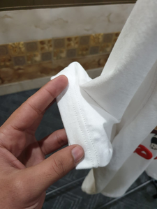 T-shirt personnalisé de haute qualité avec impression en relief et logo DTG, vêtements pour hommes, t-shirt décontracté à manches courtes en coton lourd, t-shirt homme à séchage rapide - Product Image 4