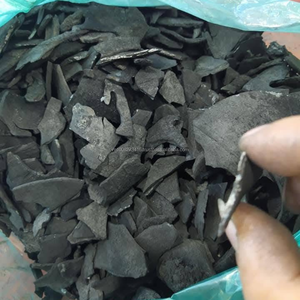 Charbon de coco noir du Vietnam (en morceaux) pour chicha |   Contenu de cendres de 3 % Valeur calorifique de 7000-8000 Kcal/kg - Approvisionnement en vrac KMI - Product Image 4