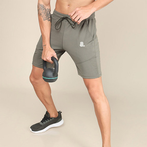 Short de bain pour homme, couleur olive unie, séchage rapide, avec cordon de serrage, logo sur le devant, poches, coupe décontractée, taille mi-haute, tissu en spandex et polyester - Product Image 3
