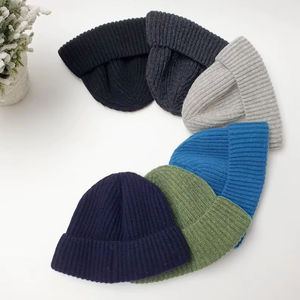 Gorros Personalizados de Fábrica de Vietnam para Hombre y Mujer, Gorro de Invierno Cálido de Lana Acrílica, Gorros de Punto Sólidos al por Mayor - Product Image 2