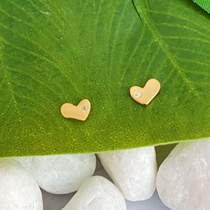 Orecchini a Perno in Argento Sterling di Forma Minuscola, Borchie Alla Moda in Formato Ridotto - Product Image 2